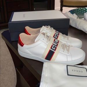 Gucci women sneakers